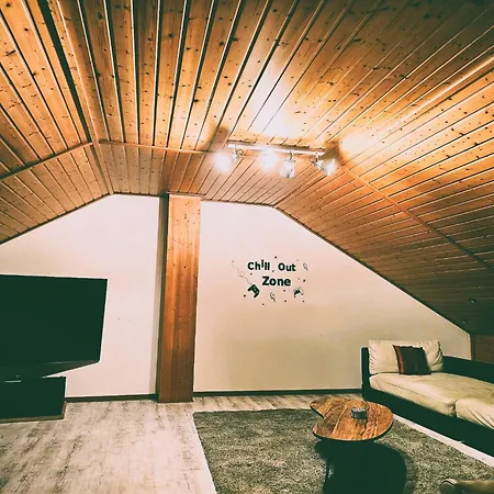 Villa Pimp My Tla-ramstein House *